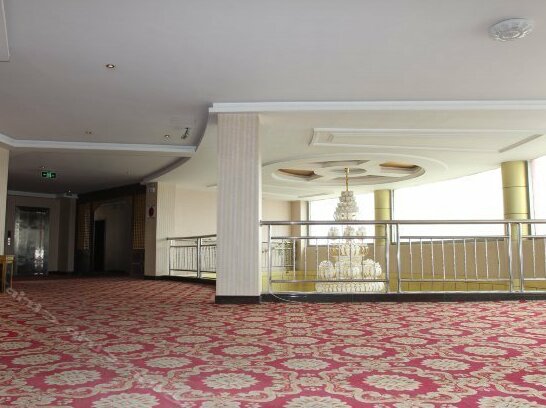 Xinhuafeng Business Hotel - Photo3