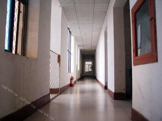 Daming Chuncheng Hotel - Photo3