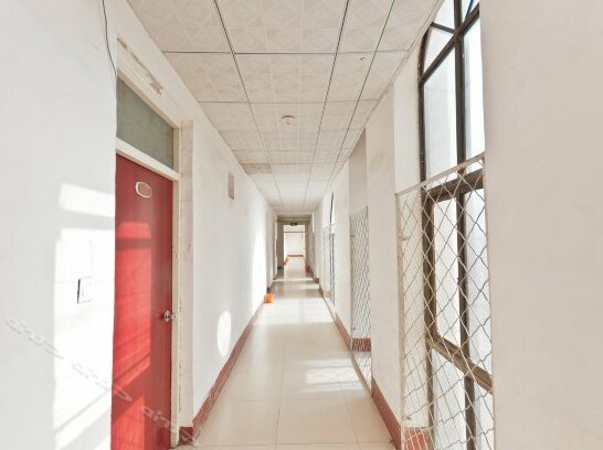 Daming Chuncheng Hotel - Photo4