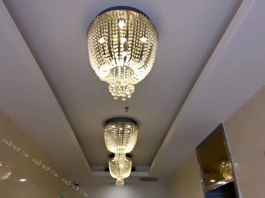 Kuangshan Hotel - Photo2