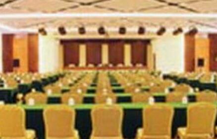 Eden Holiday Fu Yang Hotel