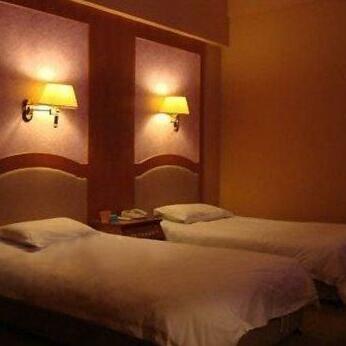 Lin'an Big World Hotel - Photo2