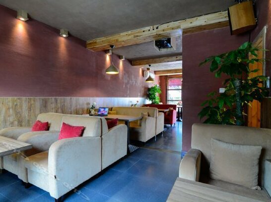 Lingyin Tangchao Hostel - Photo4