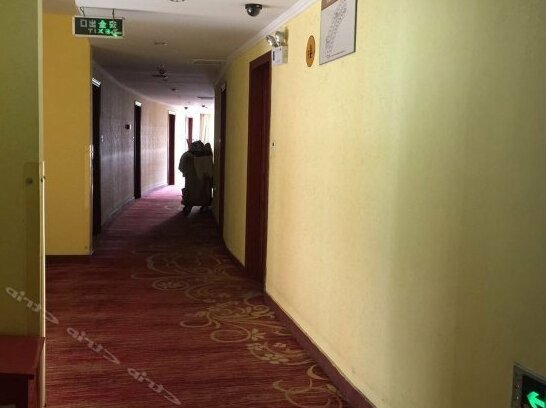 Qian Shan Bin Hotel - Photo2