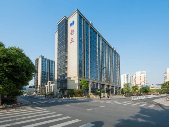 SHOWSE Wellness Hotel
