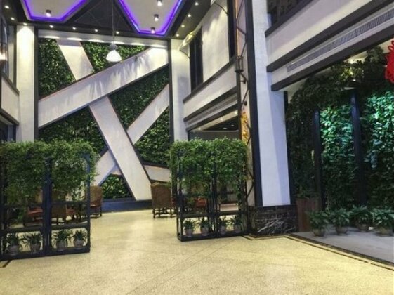 SHOWSE Wellness Hotel - Photo4