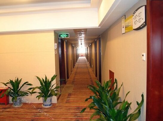 Tianhai Hotel - Photo3