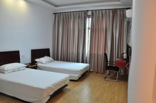 Tonglu Longyinju Hostel - Photo3