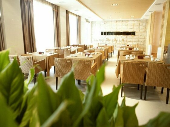 Wuyue Hotel Lin'an Branch - Photo3