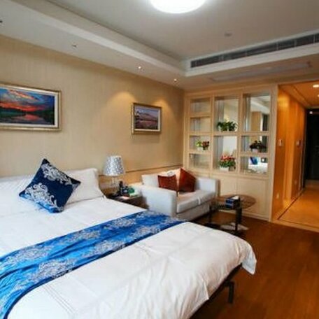 Xizi International Qichao Apartment Hotel