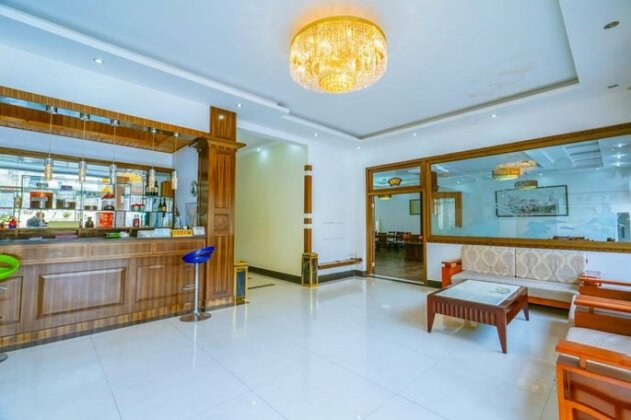 Yijie Holiday Hotel - Photo2