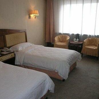 Commercial University Hotel - Photo4