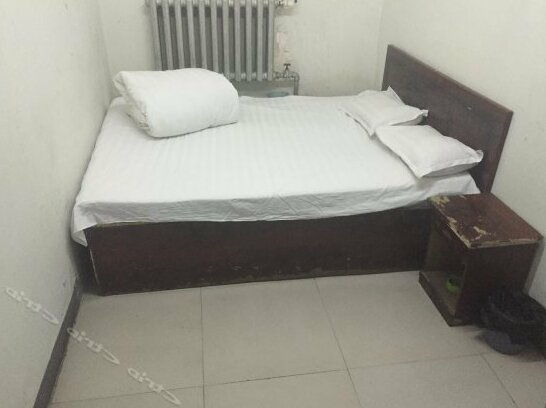 Dongnuan Xiaoju Hostel - Photo4