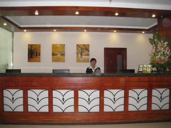 Green Tree Inn Harbin Railway Station No 2 Hotel - Photo2