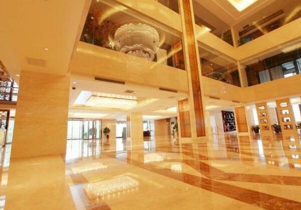 Qilu International Hotel - Photo2