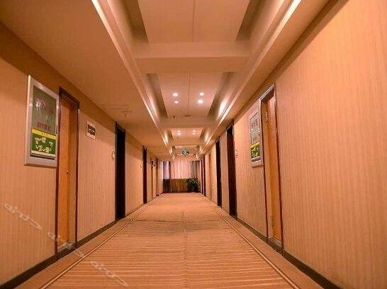 Shenglong Business Hotel - Photo2