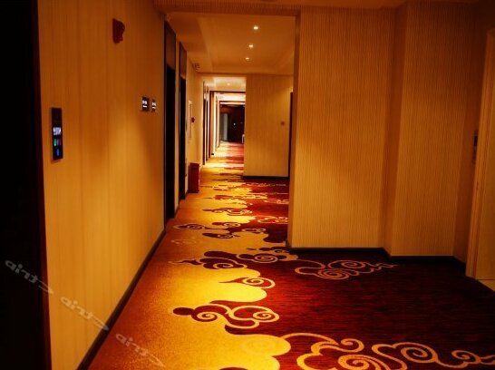 Spring International Hotel - Photo2