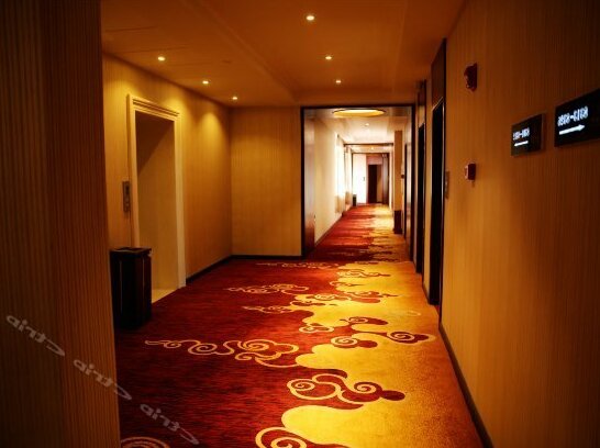Spring International Hotel - Photo3