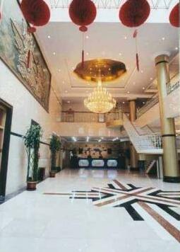 Zhucheng Business Hotel - Photo2
