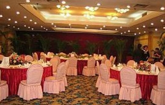 Anhui Business Hotel Hefei - Photo3