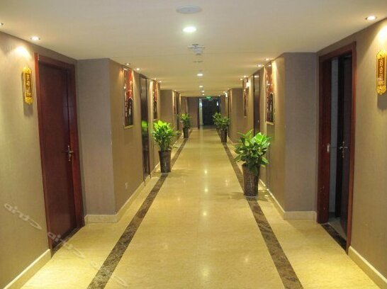 Baihua Hotel - Photo2