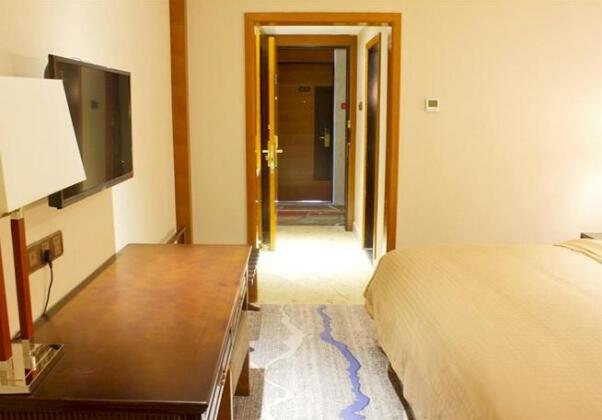 Eral Hotel - Photo3