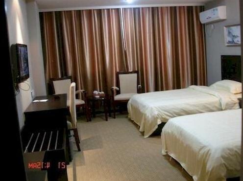 Jiutelong Hotel - Photo4