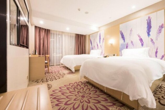 Lavande Hotels Heyuan Wanlong City