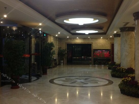 Baiyun International Business Hotel - Photo4