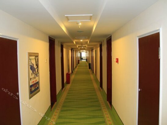 GreenTree Inn ShanDong Heze Huaying Road Express Hotel - Photo2