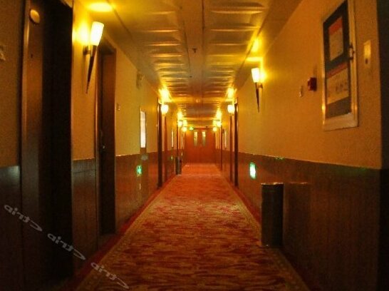 Huadu Hotel Heze - Photo4