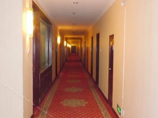 Bili Palace Hotel - Photo2
