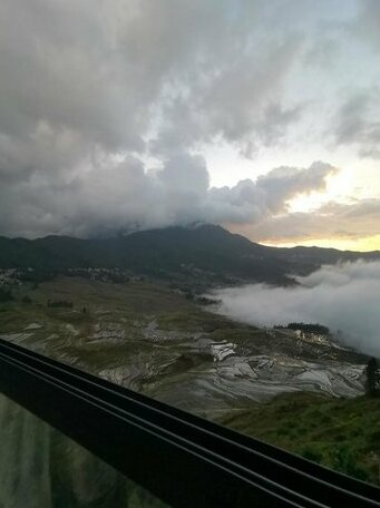 Beyond The Cloud - Photo5