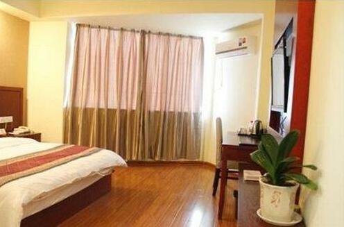Super 8 Hotel Huai'an Central Bus Station - Photo3