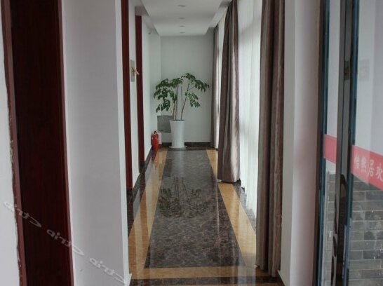 Yiranju Holiday Hotel - Photo2