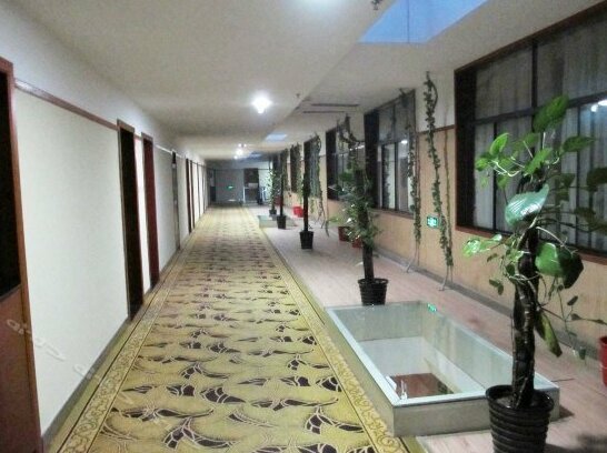 Jindu Hotel Huainan - Photo2