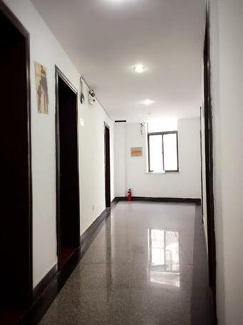 Grapevine Hotel - Photo3