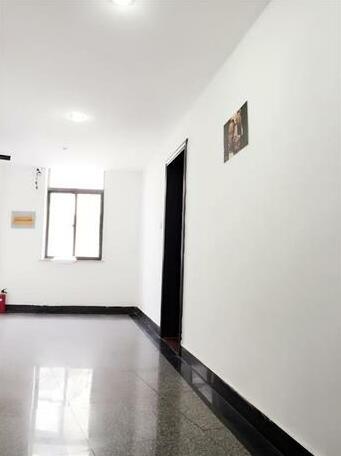 Grapevine Hotel - Photo4