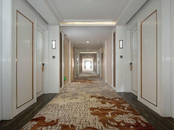 Vienna International Hotel Huizhou Daya Bay Century City - Photo3