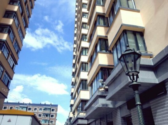 Crystal Family Hotel