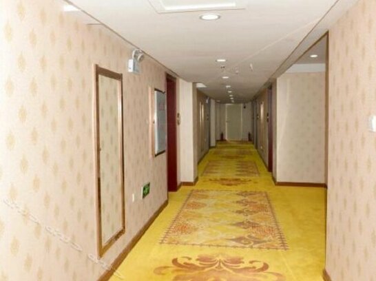 Five Star Maple Hotel - Photo3