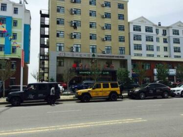 Five Star Maple Hotel