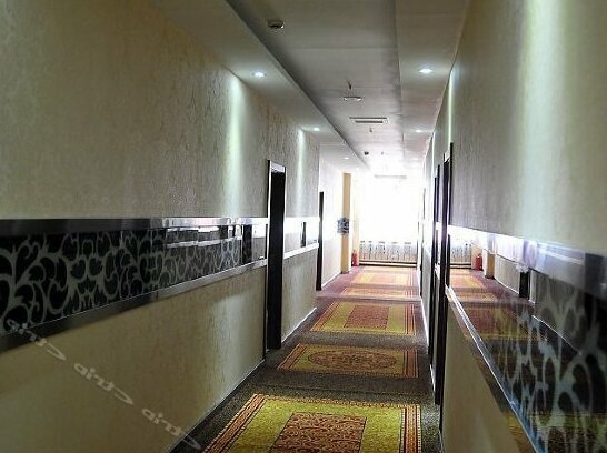 Golden Lily Guesthouse - Photo2