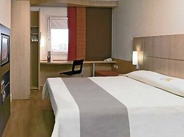 Ibis Hailar - Photo2