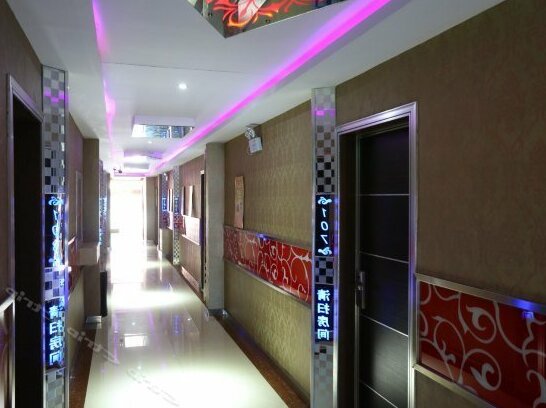 Zhalantun Hongfu Inn - Photo3