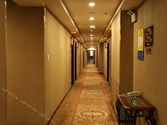 Wanfeng Jiachen Hotel - Photo3