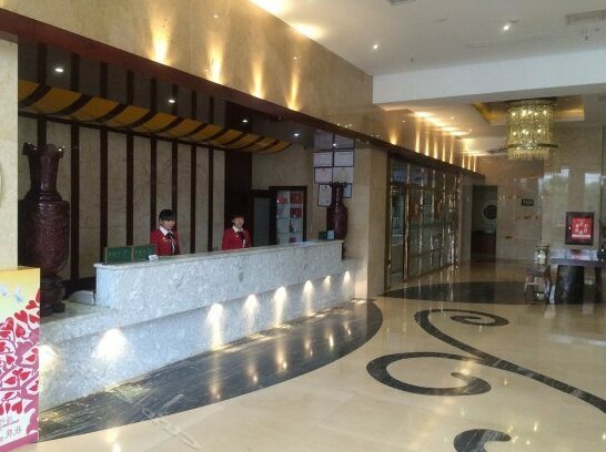 New Huatian Hotel - Photo2