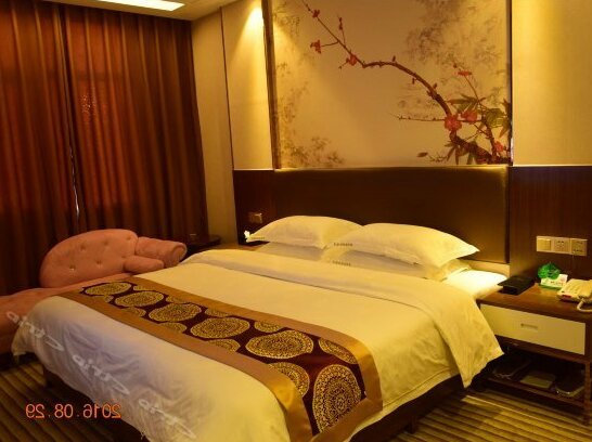 Redbud International Hotel - Photo5