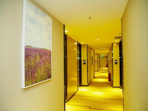 Lavande Hotel Jiangmen Yingbin Avenue - Photo3