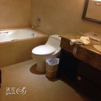 Sanbu Holiday Hotel - Photo2